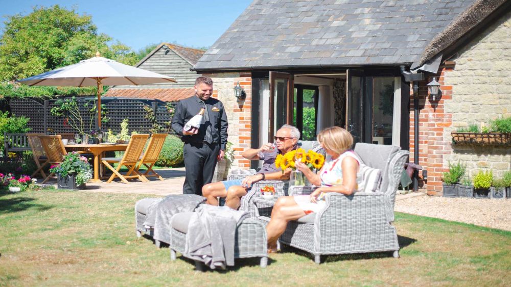 5.-English-Cottage-Vacation-Whats-Included-2-resize