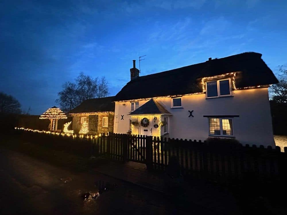 Winter-at-the-English-COuntry-Cottage-resize