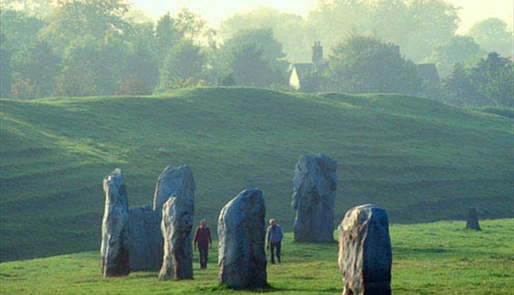 avebury stones