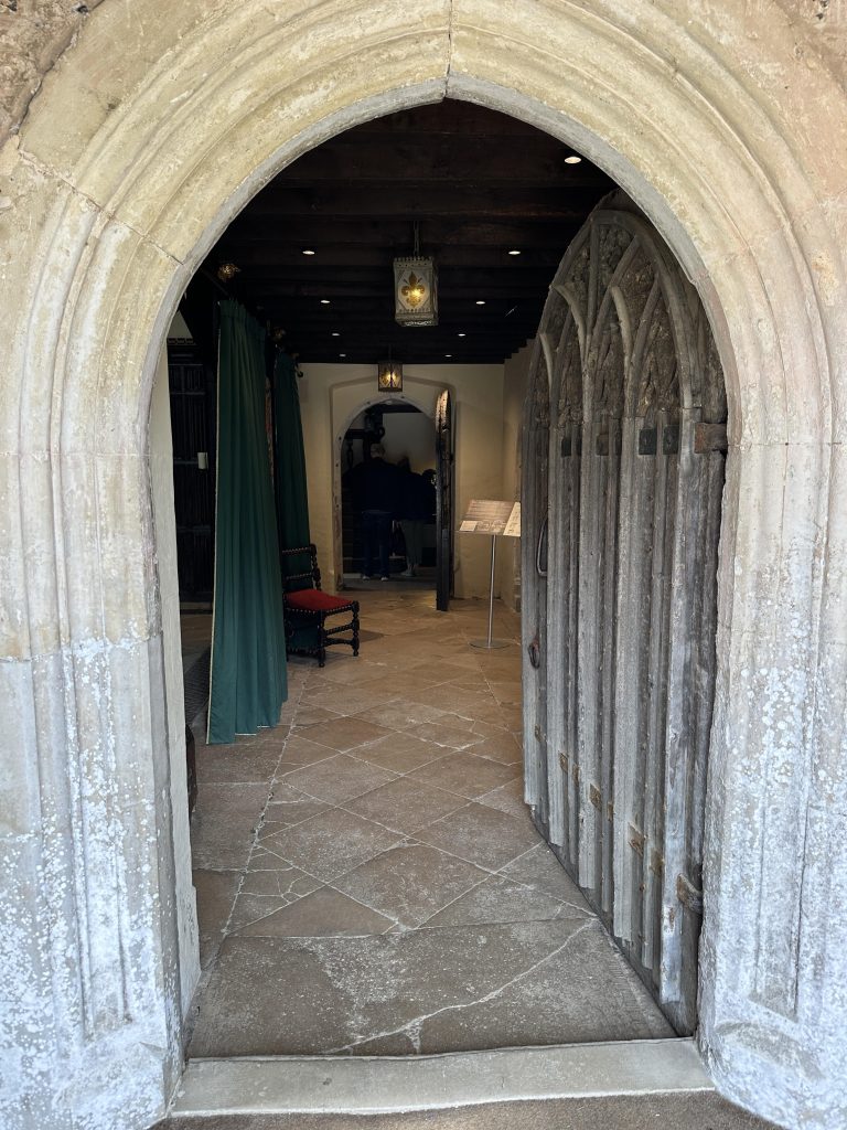 The Ultimate Guide to All-Inclusive Luxury Vacations in Historic English Cottages