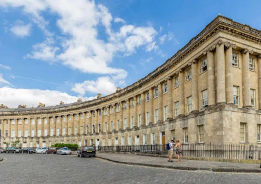 photo of the Royal Crescent in Bath photo of the Royal Crescent in Bath
